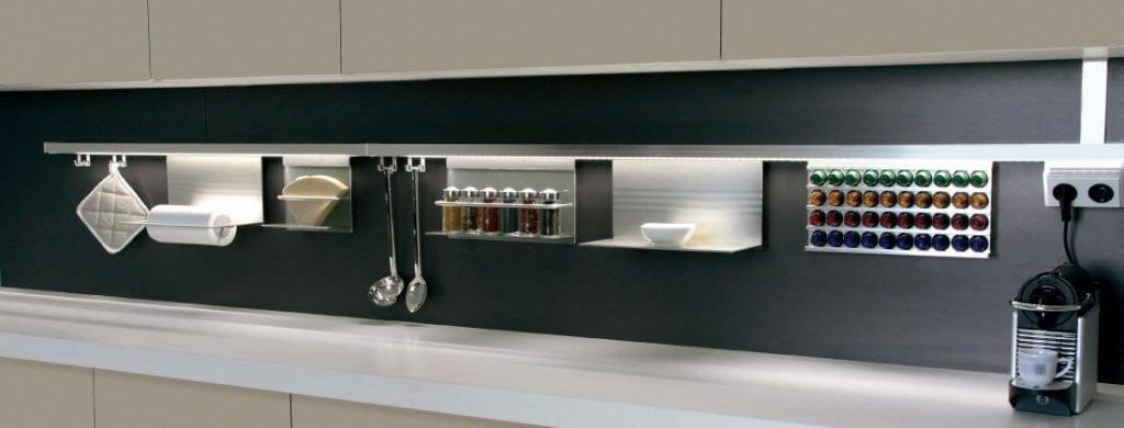 Barra accesorios cocina con luz leds incorporada